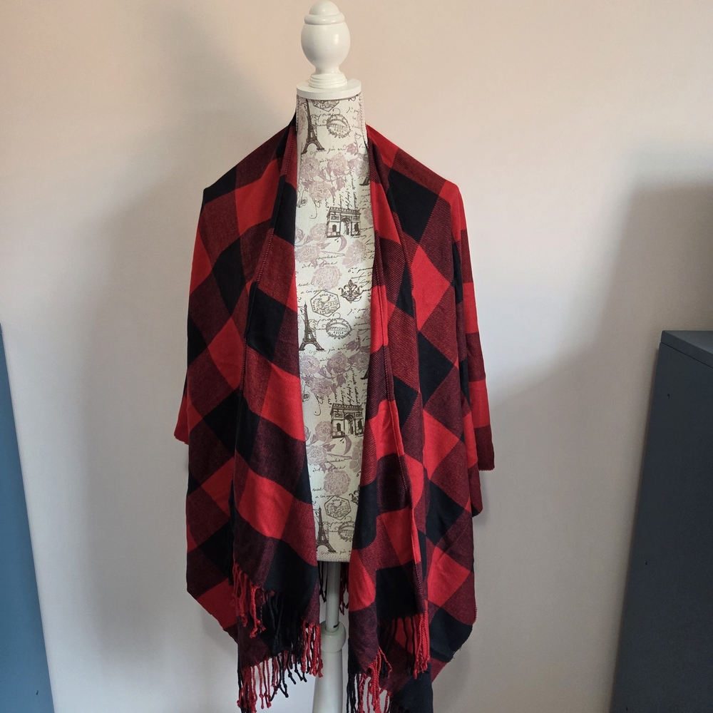 Buffalo Plaid Shawl